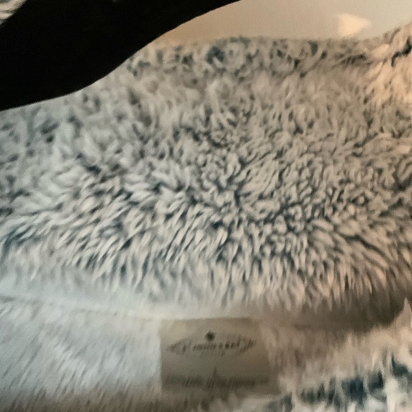 WOMEN’S Fleece Pullover Top‎ - Picture 9 of 11